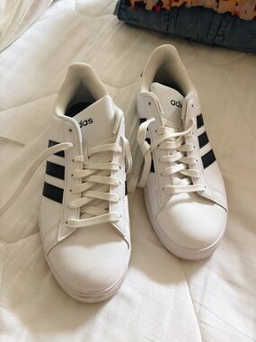 adidas White Trainers with Black Heel Accents